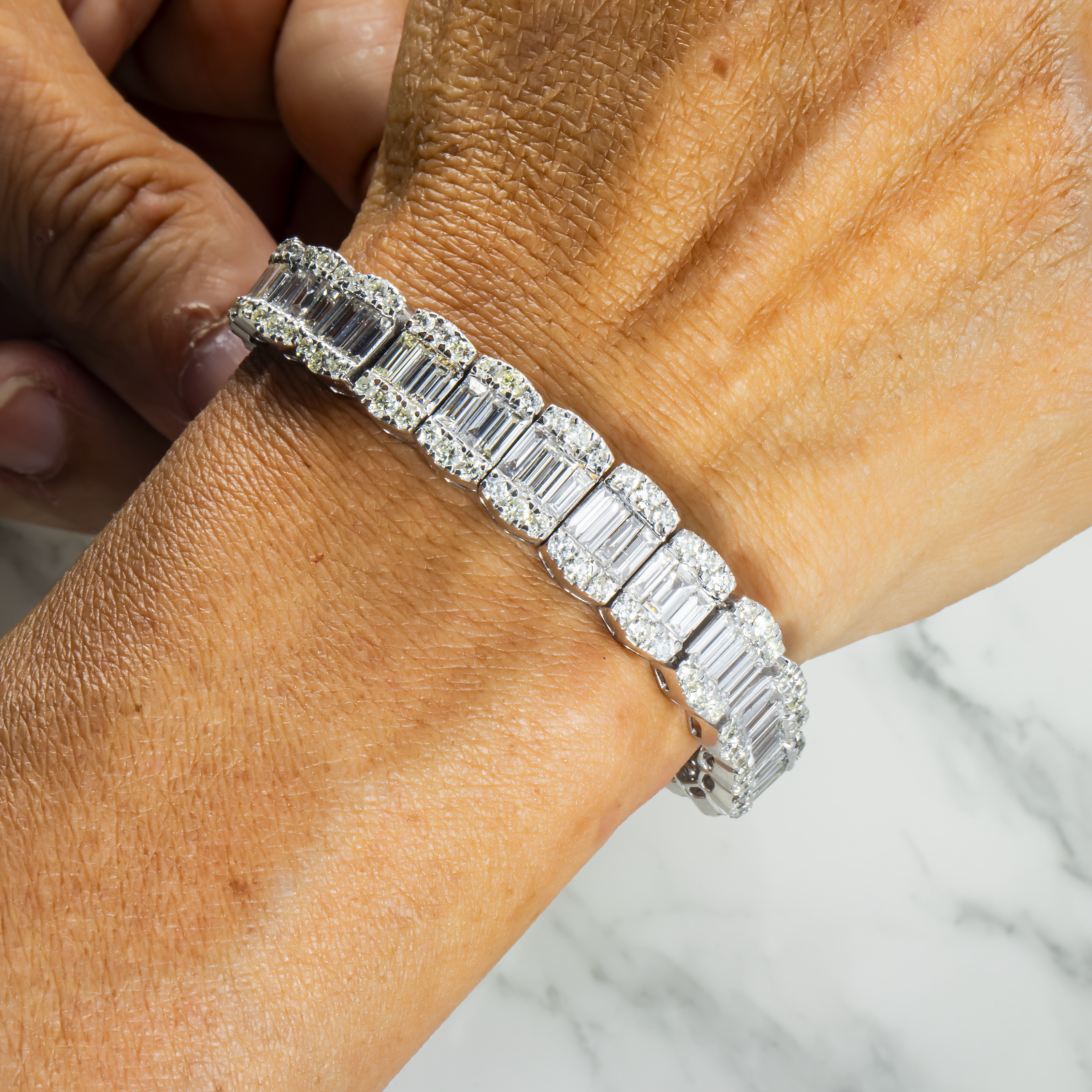 14K White Gold Baguette & Round Diamond Bracelet 13.0Ct Bracelets