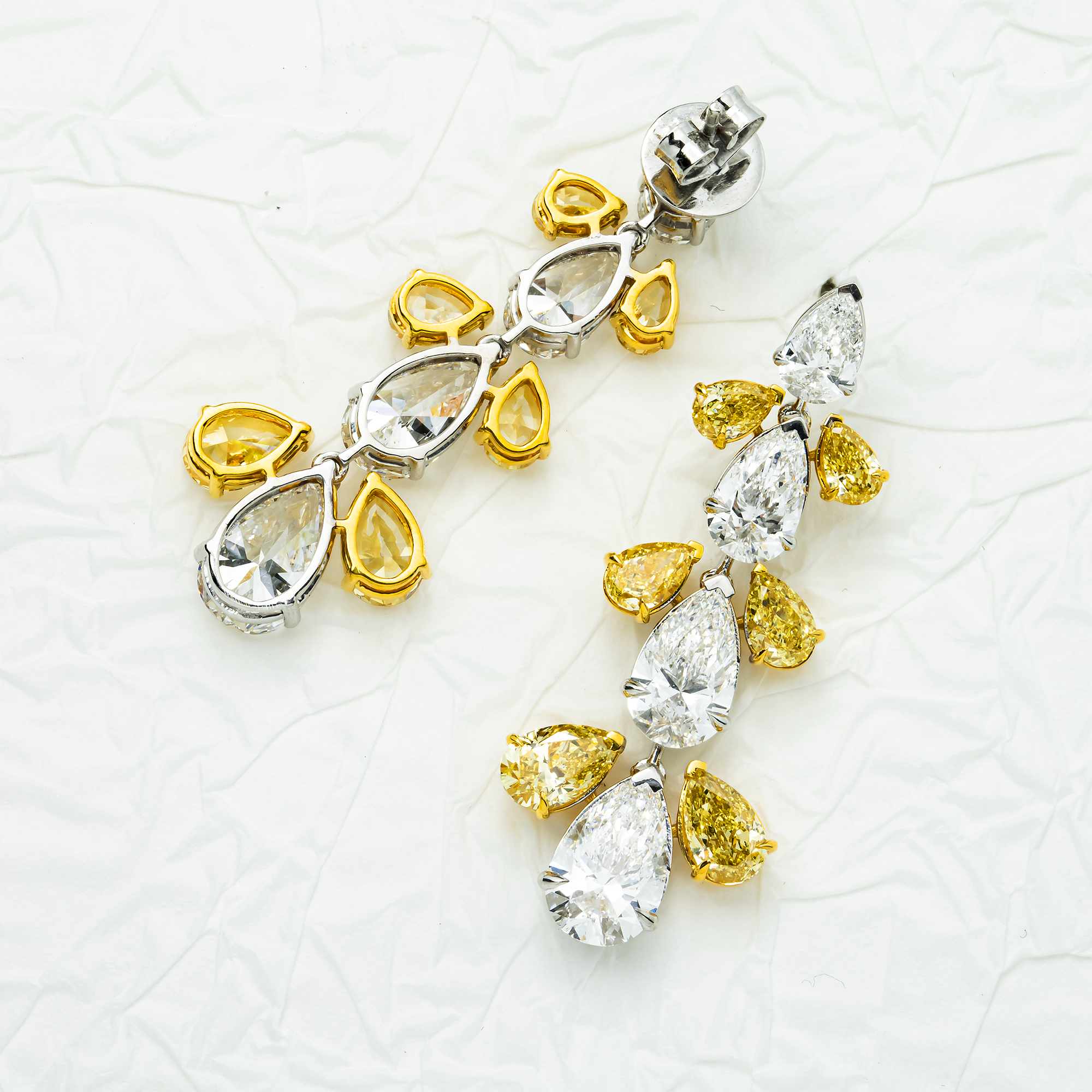 IGI 14K two tone Pear Cut Fancy Yellow & White Diamond 17.41ct