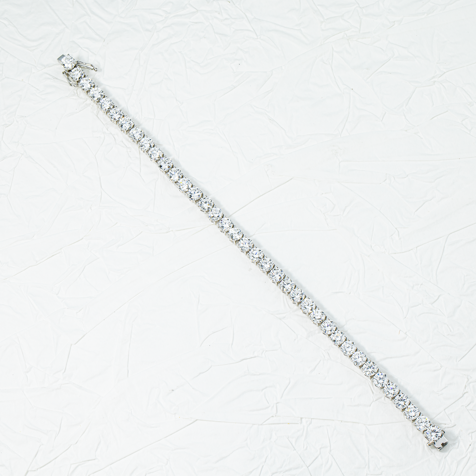White Gold  Round Diamond Tennis Bracelet 11.87ct (6"-8")