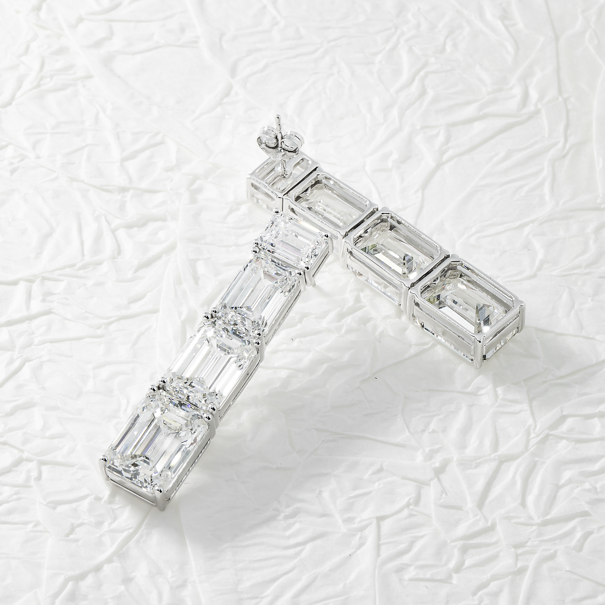 Igi Platinum Emerald Cut Diamond Drop Earrings 40.13Ctw