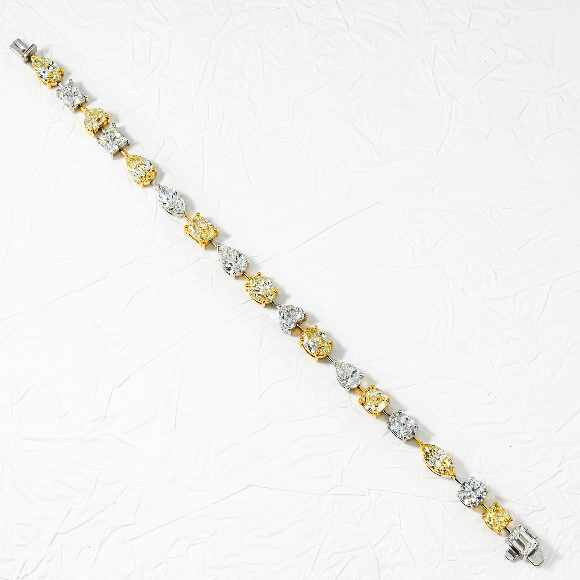 18K Two Tone Fancy Yellow & White Multi Cut Diamond Satellite Bracelet 19.53ct