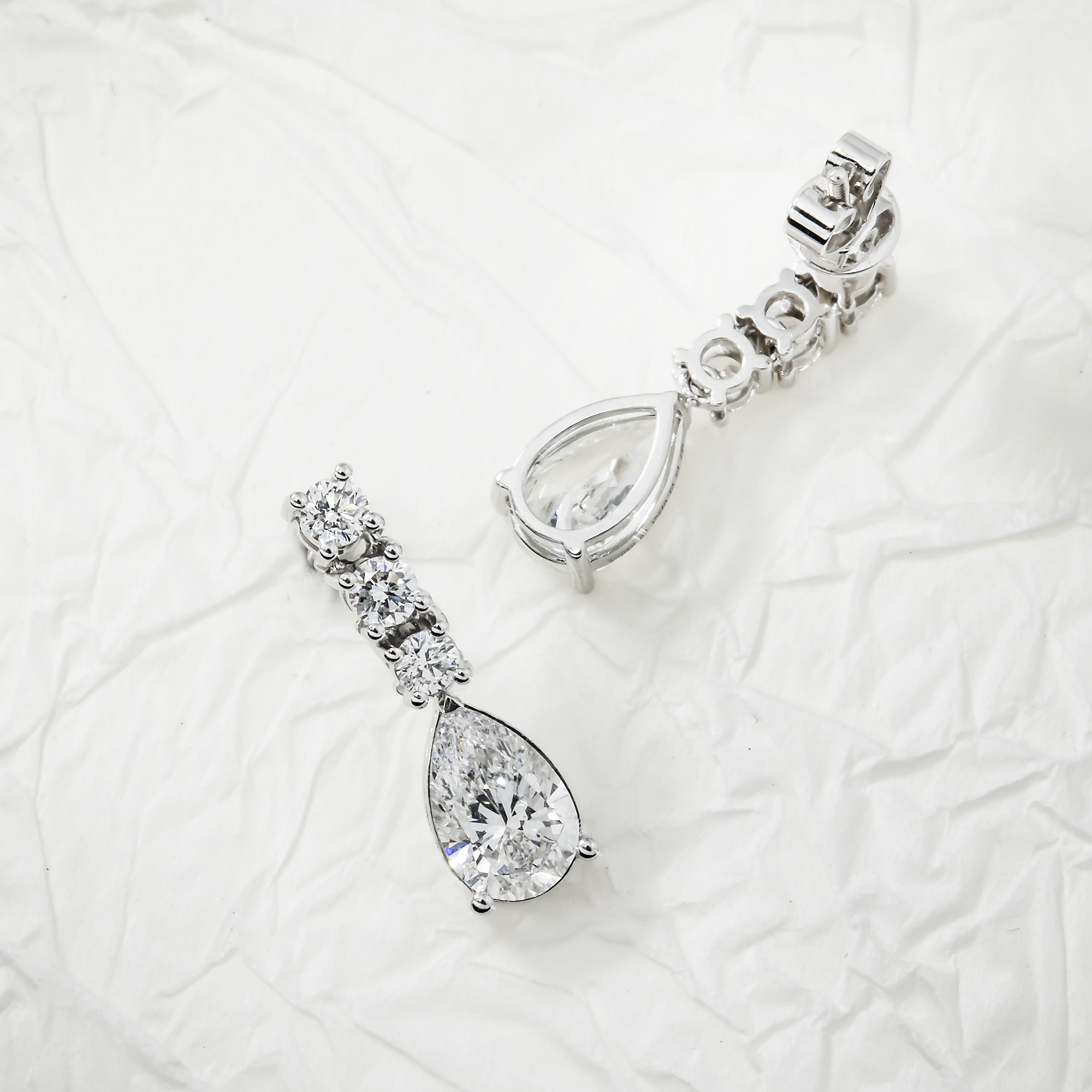 18K White Gold Pear & Round Diamond Drop Earrings 2.79Ctw