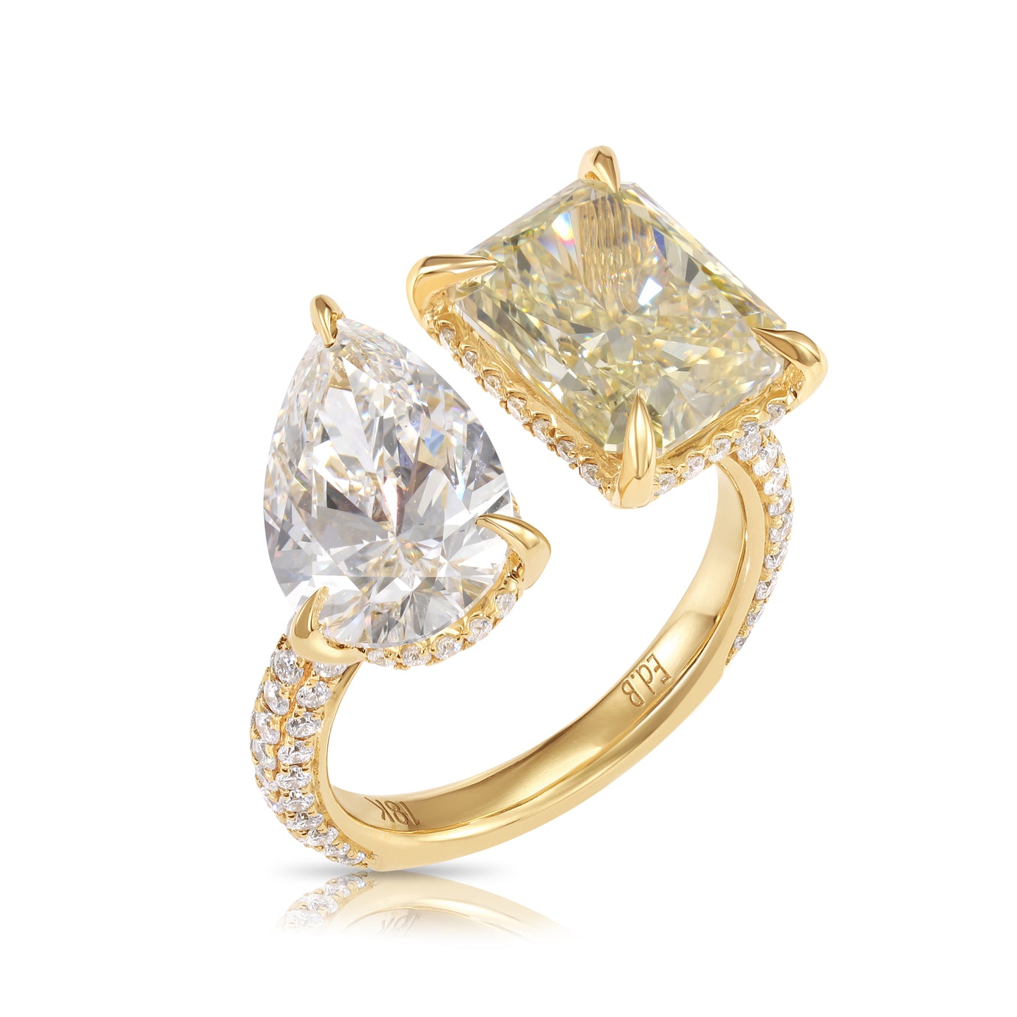 18K Yellow Gold Pear Cut & Fancy Yellow Radiant Cut Diamond Ring 7.27ctw