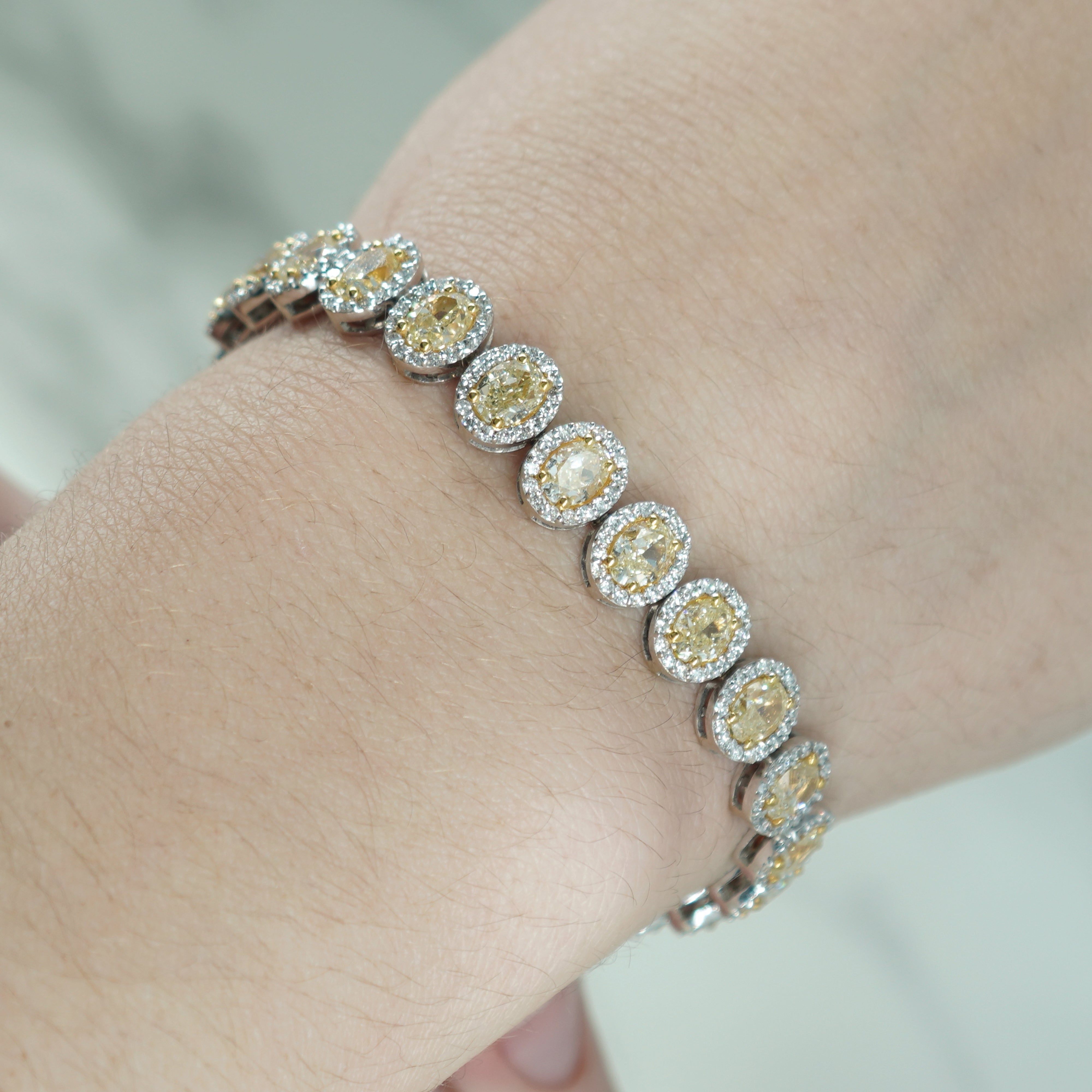 14K White Gold Oval Cut Fancy Yellow Diamond Bracelet 16.46Ct Bracelets