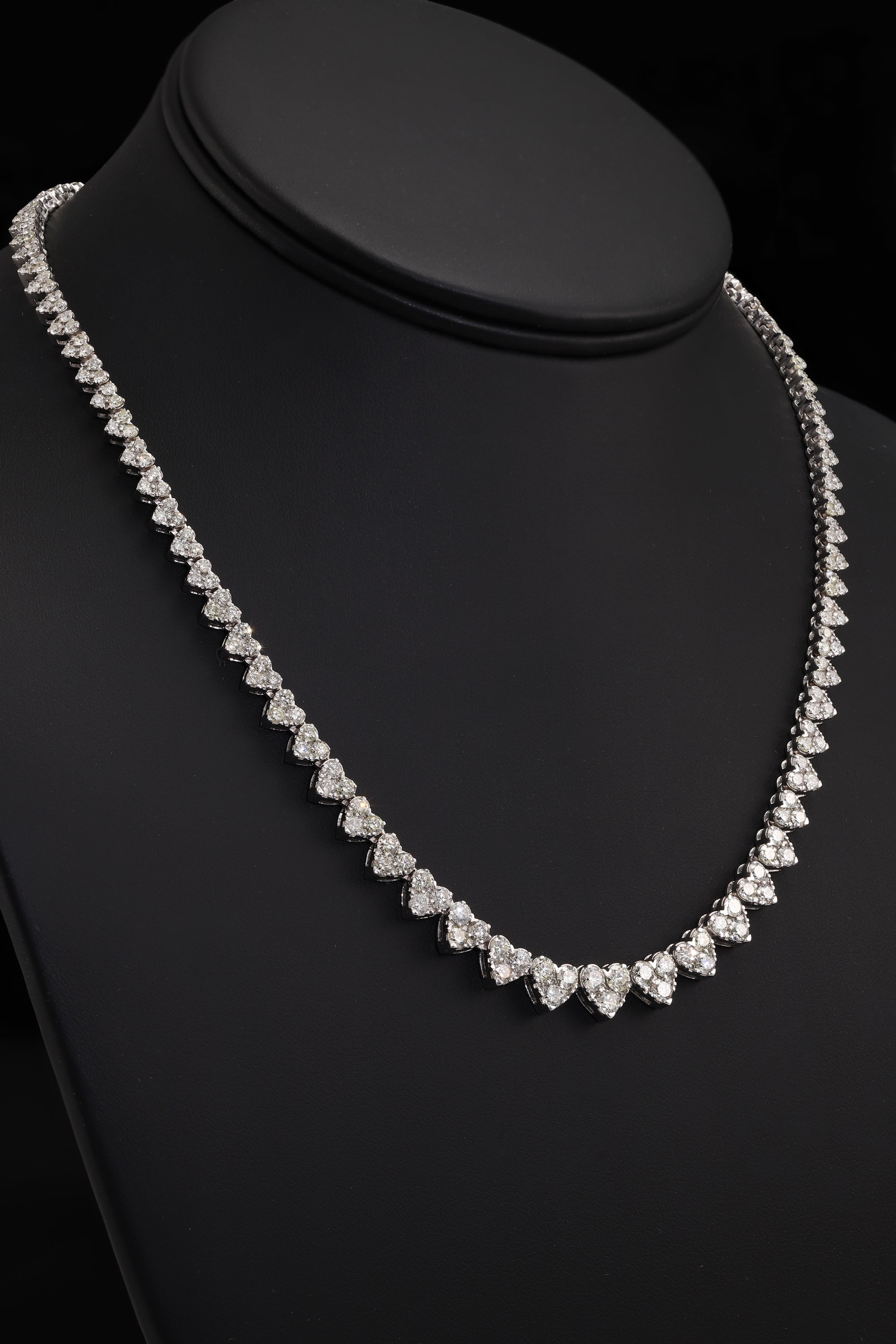 14K White Gold Graduated Diamond Heart Necklace 13Ct Necklace