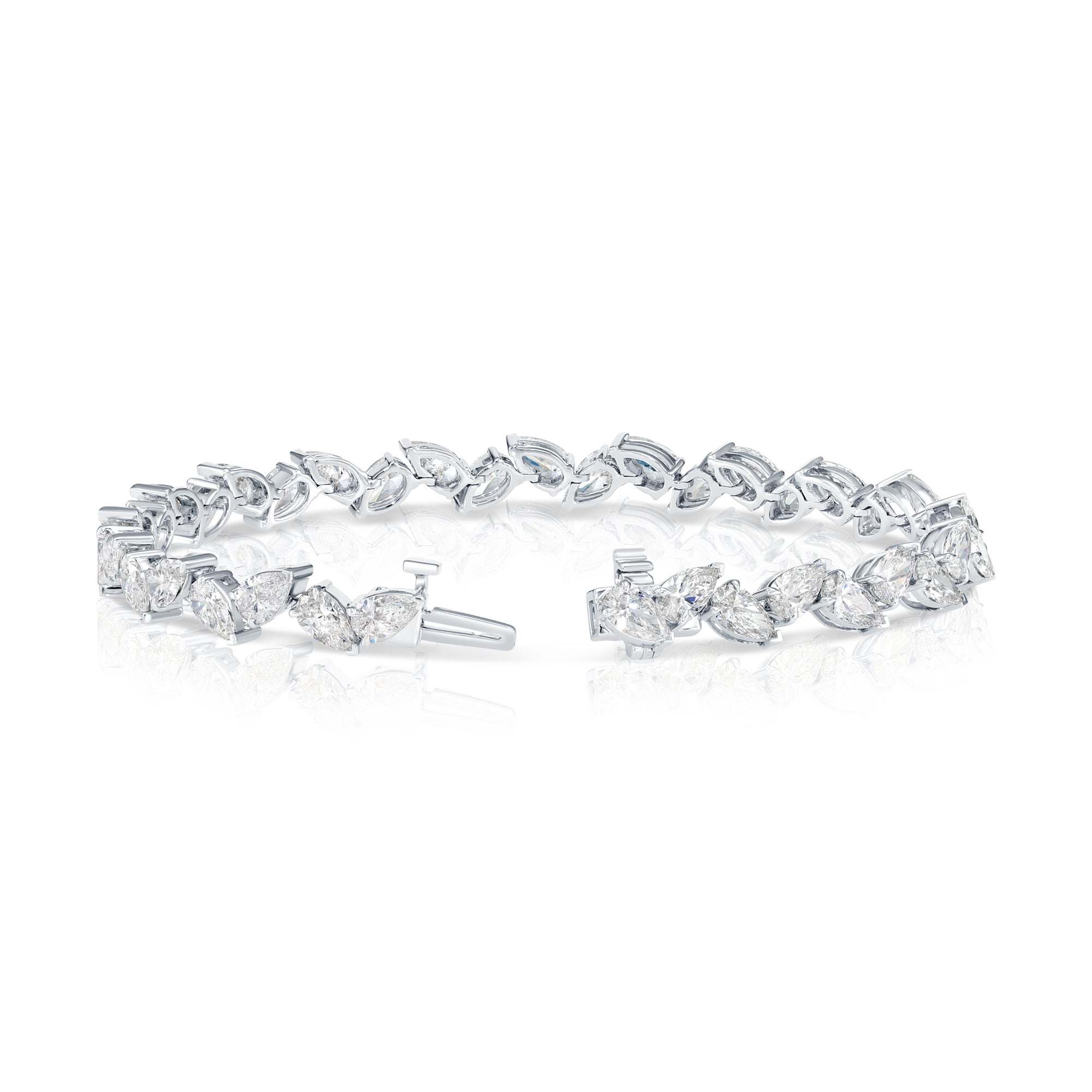 14K White Gold Pear Cut Diamond Bracelet 10.49Ct Bracelets
