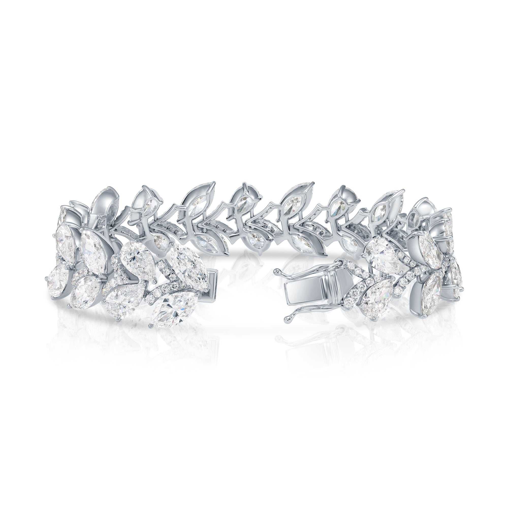 14K White Gold Combination Cut Diamond Bracelet 31.66Ctw Bracelets