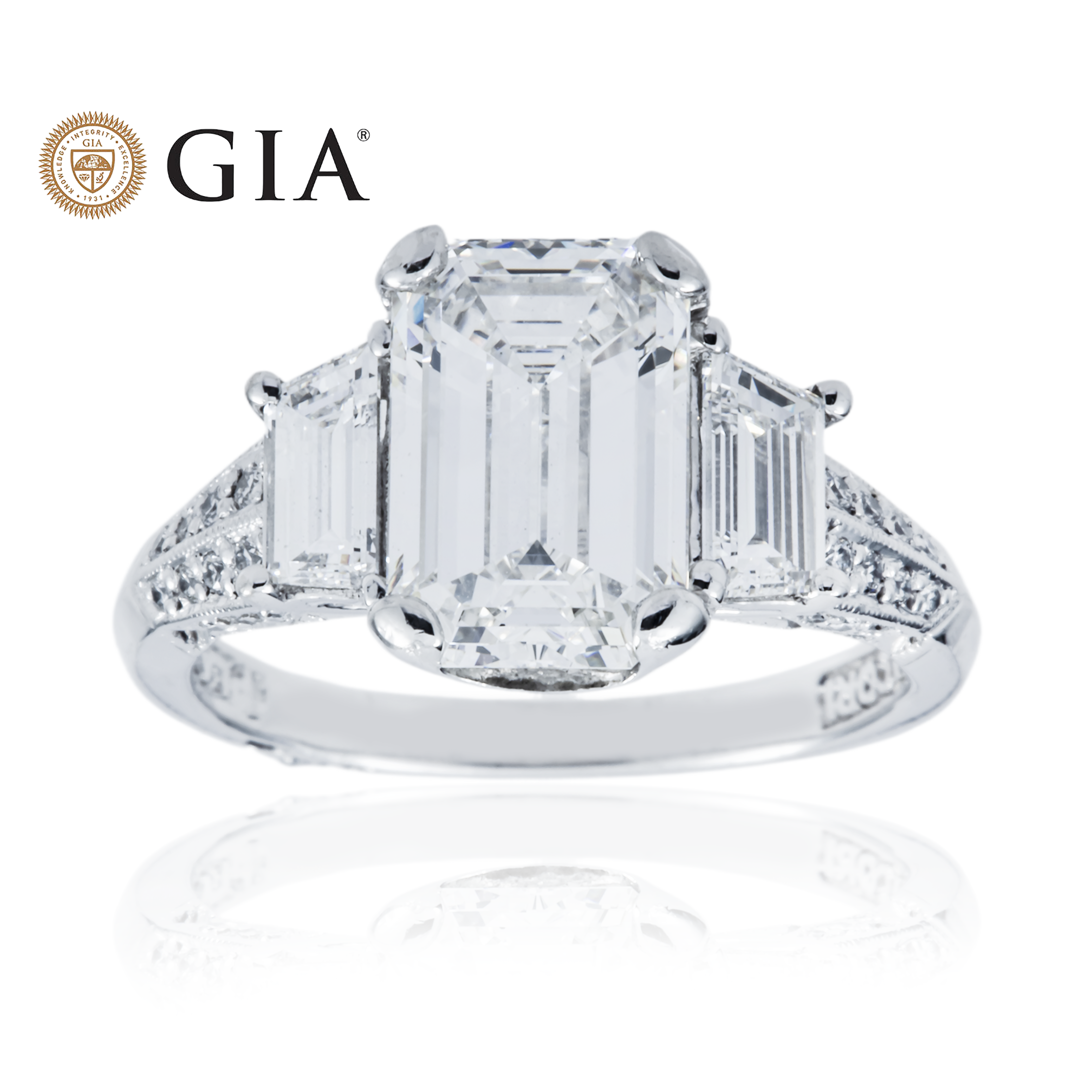 GIA Platinum 3.07ct Emerald Diamond Engagement Ring 4.27ctw