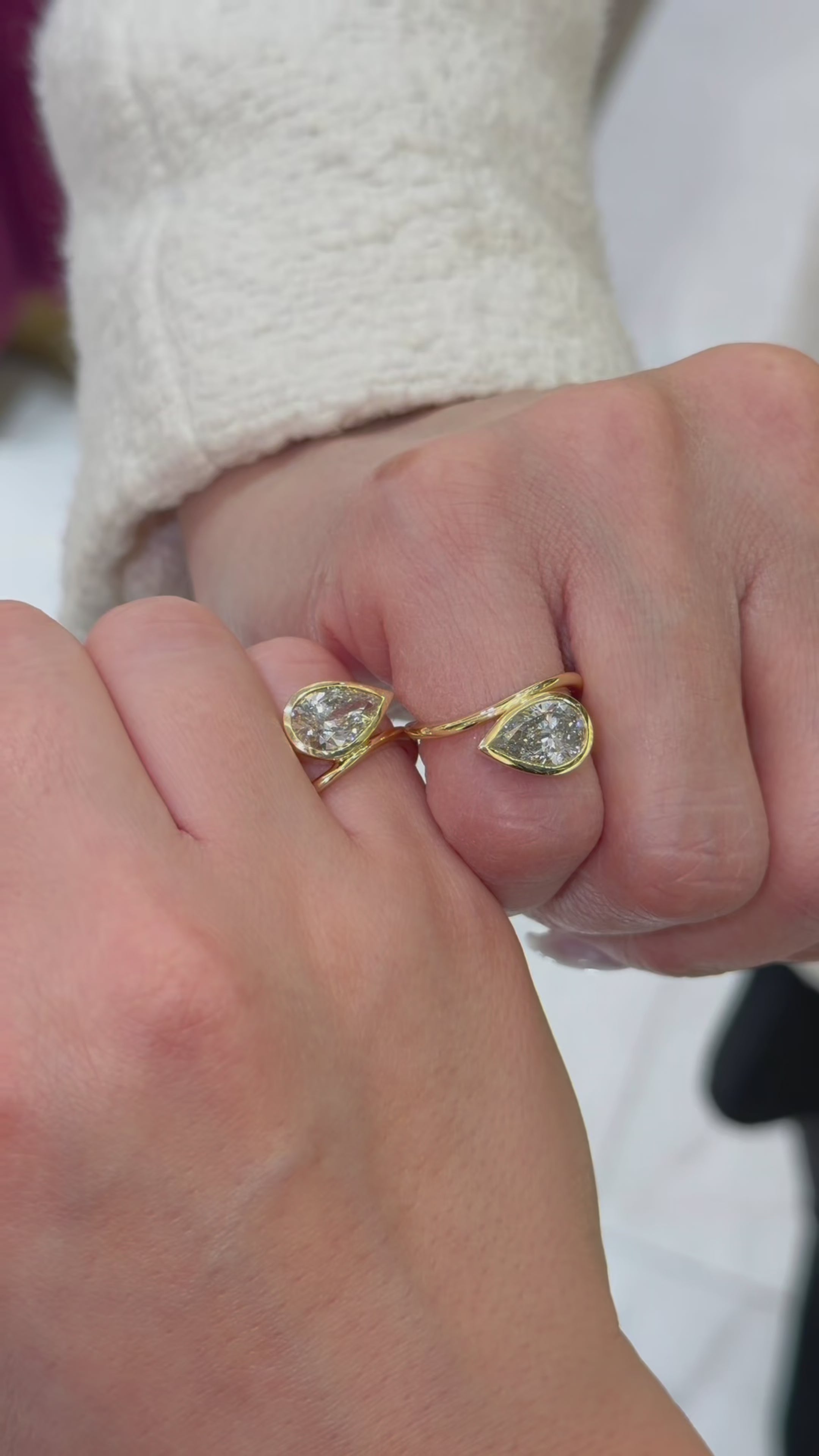 14K Yellow Gold Floating Bezel Set Pear Cut Diamond Ring 2.02ct