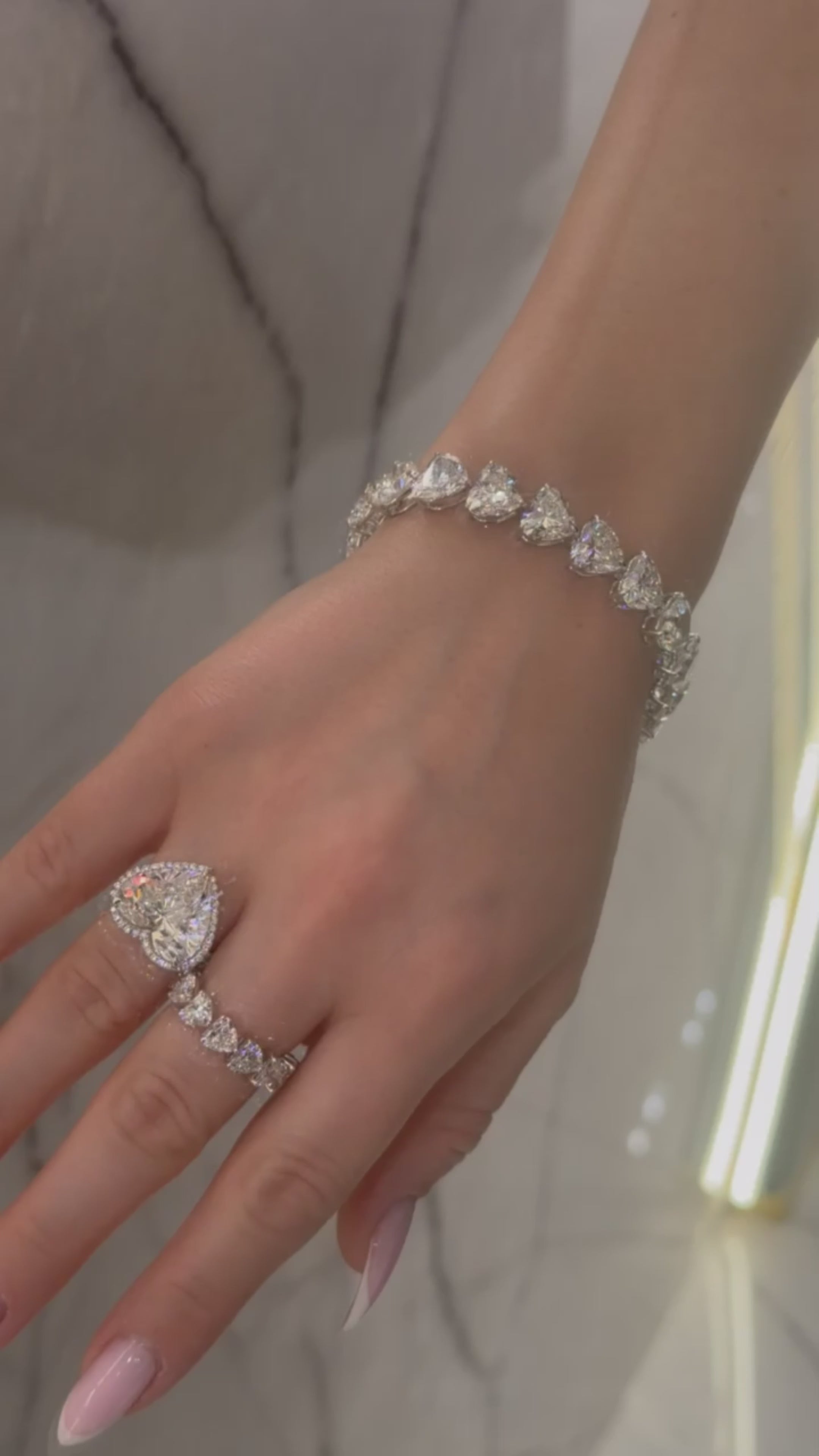 14K White Gold Heart Cut Diamond Bracelet 29.17ct