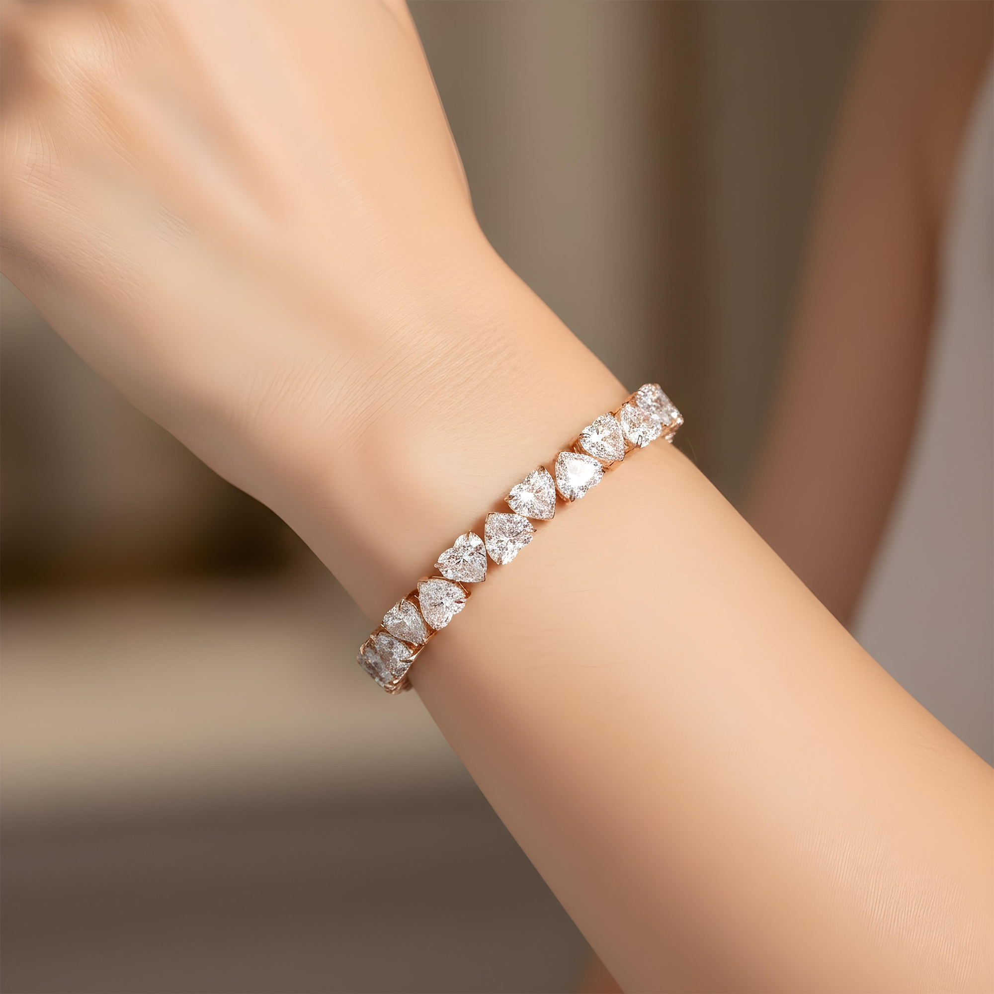 14K White Gold Heart Diamond Bracelet 28.72ct