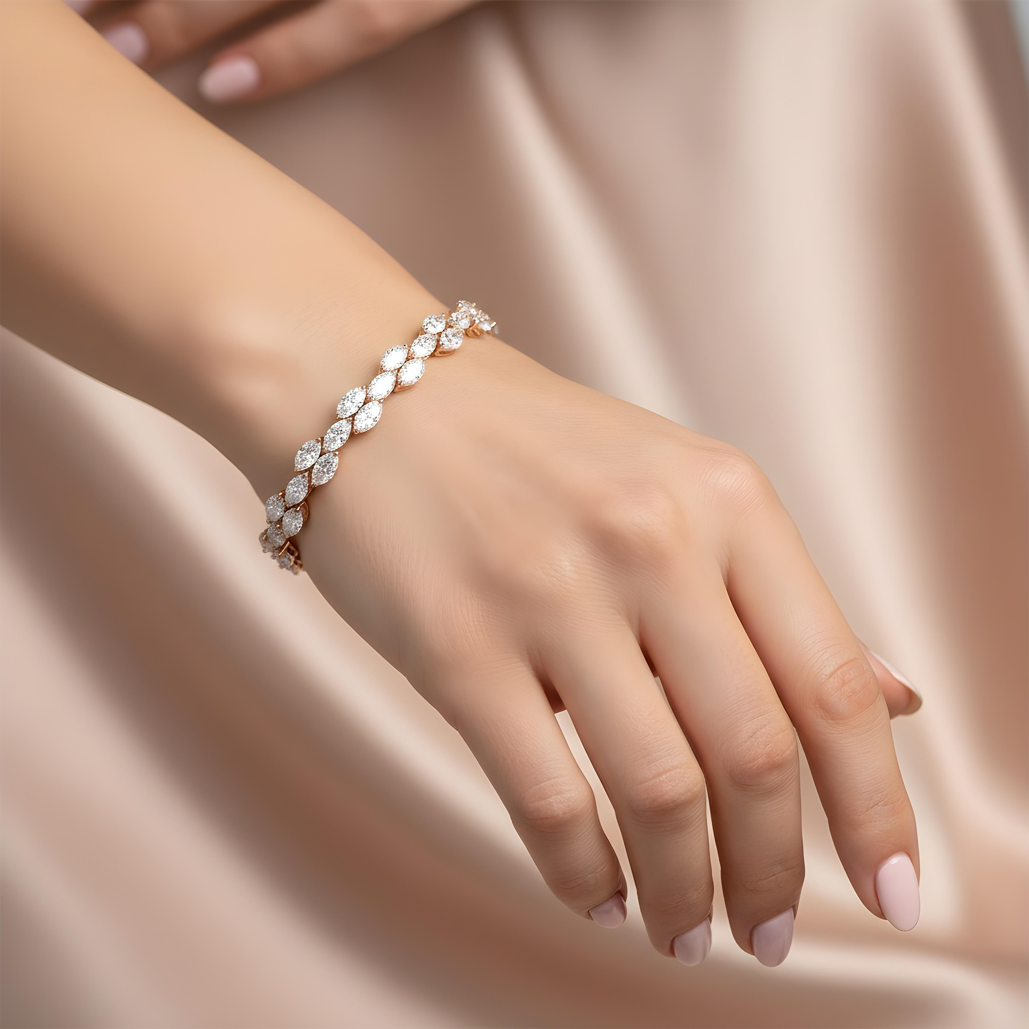 18K White Gold Marquise Diamond bracelet 17.83ct