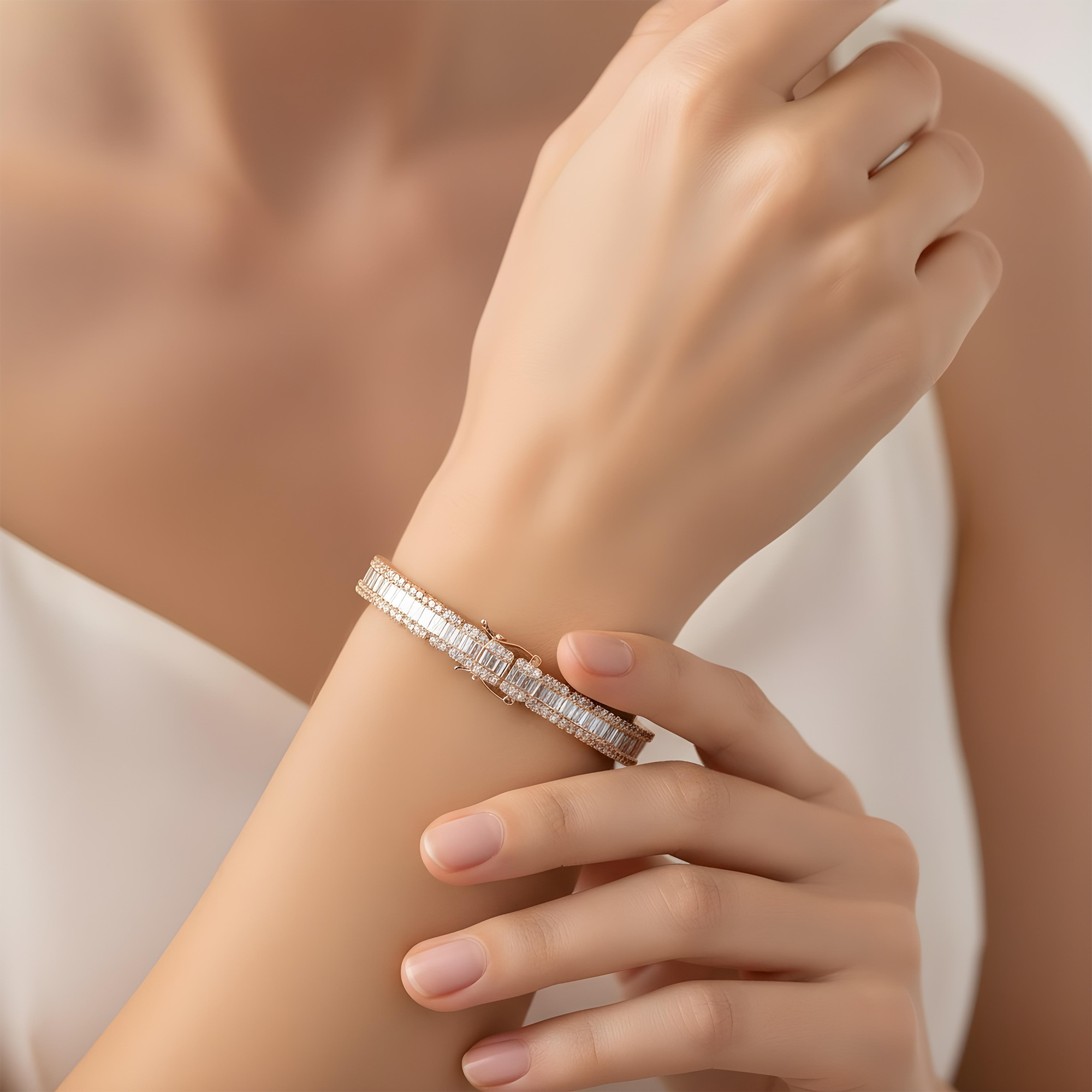 14K White Gold Emerald Diamond Bangle Bracelet 6.90ct