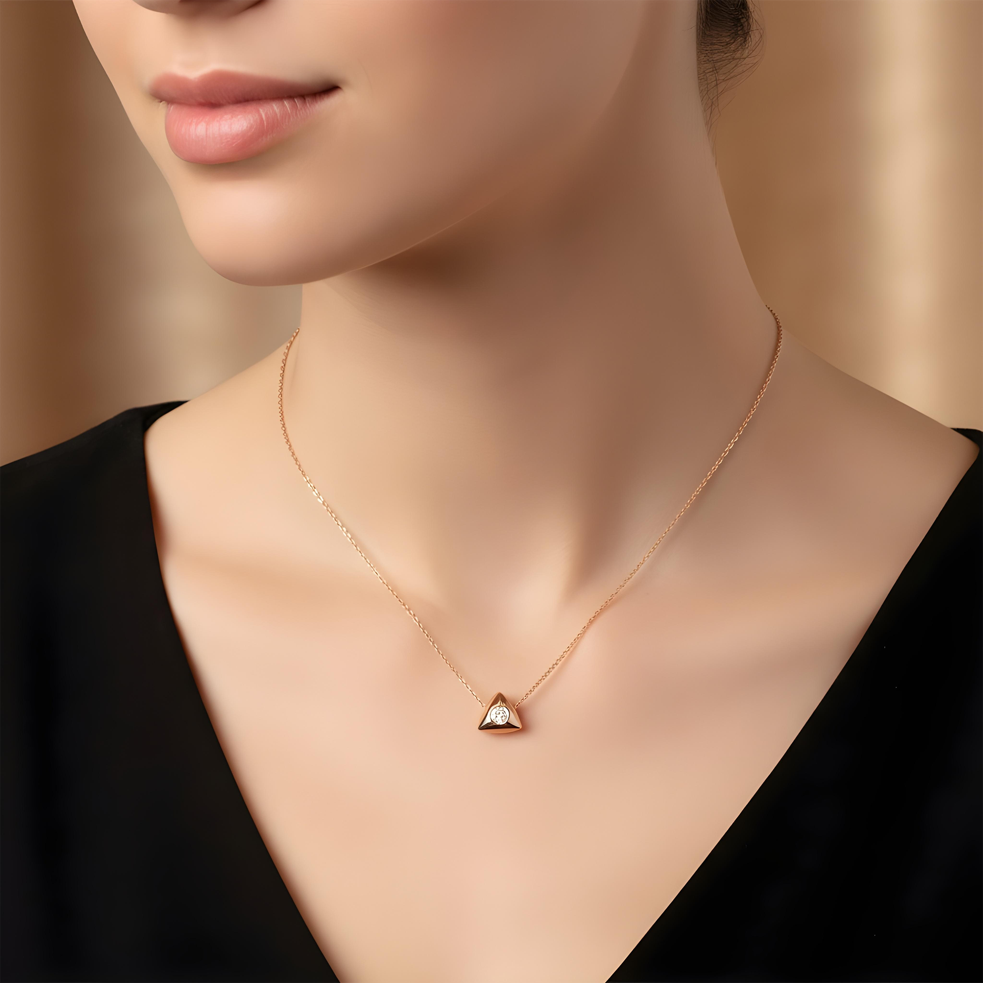 14K Yellow Gold Round Diamond Pendant & Chain Necklace 0.28ct