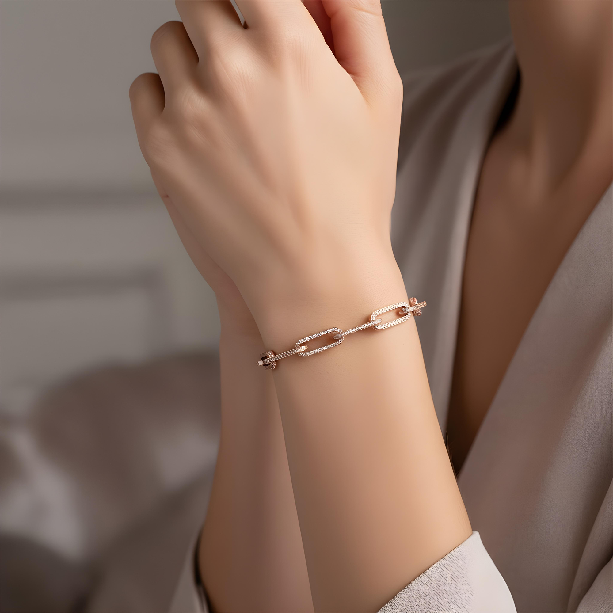 14K Yellow Gold PaperClip Chain Bracelet 4.67ct