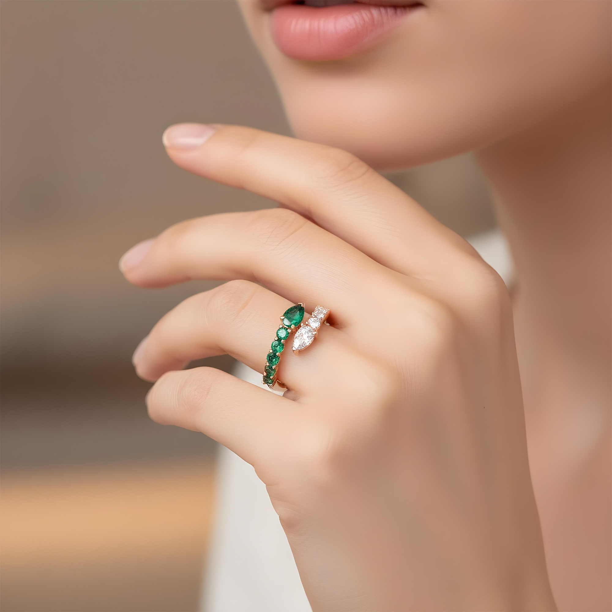 14K White Gold Emerald & Diamond Snake Wrap Ring 1.20ctw