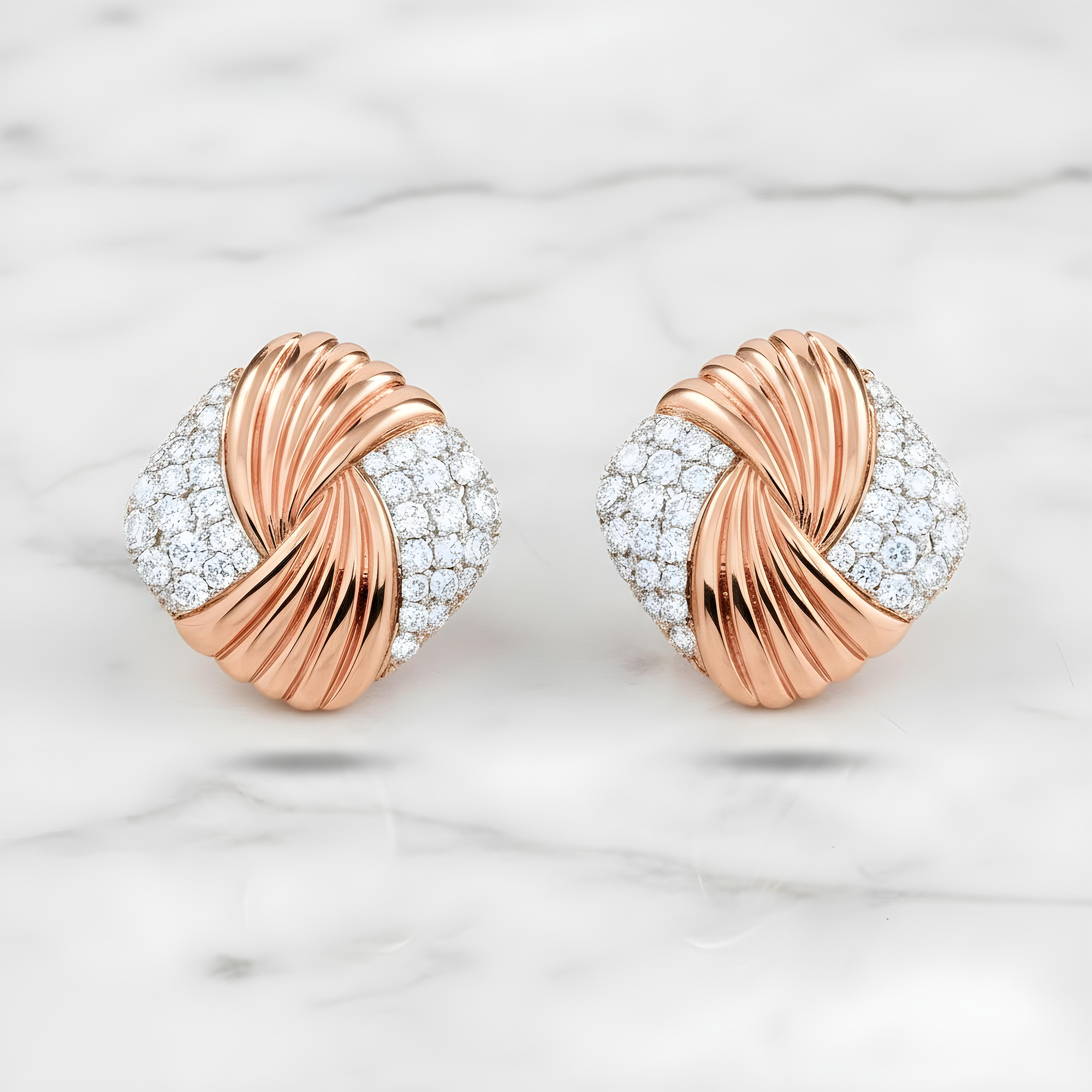 14K Yellow Gold Round Diamond Stud Earrings 2.87ctw