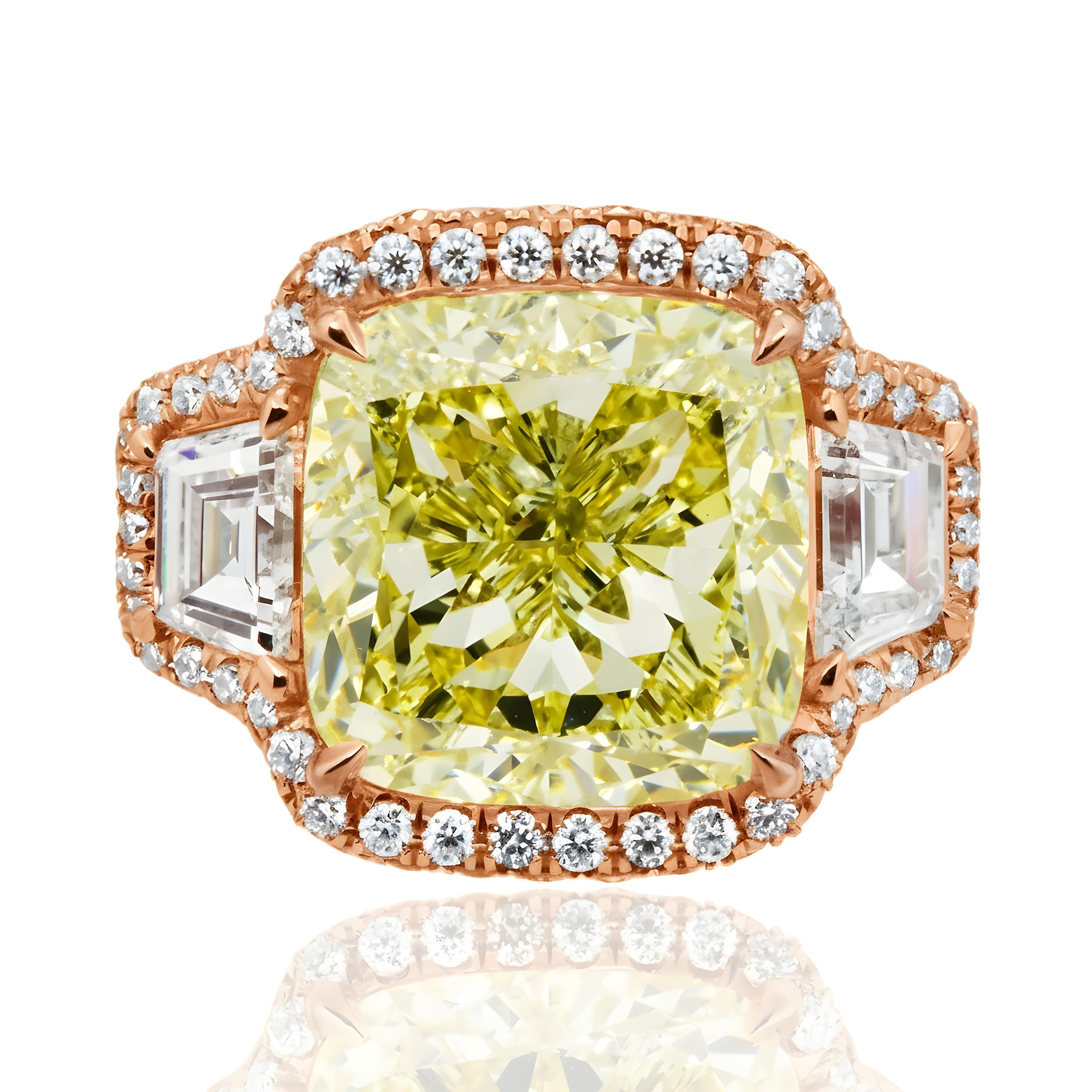 Platinum 12.45ct Cushion Cut Fancy Yellow Diamond Ring 15.44ctw