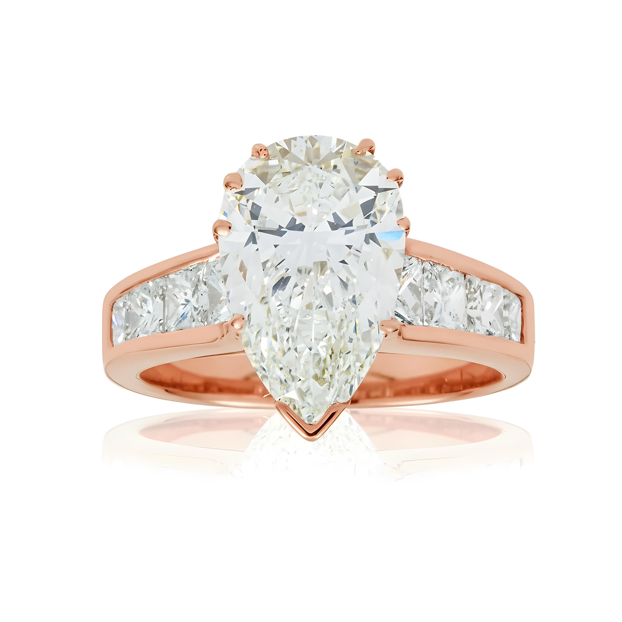 18K Yellow Gold 3.20ct Pear Cut Diamond Engagement Ring 4.45ctw