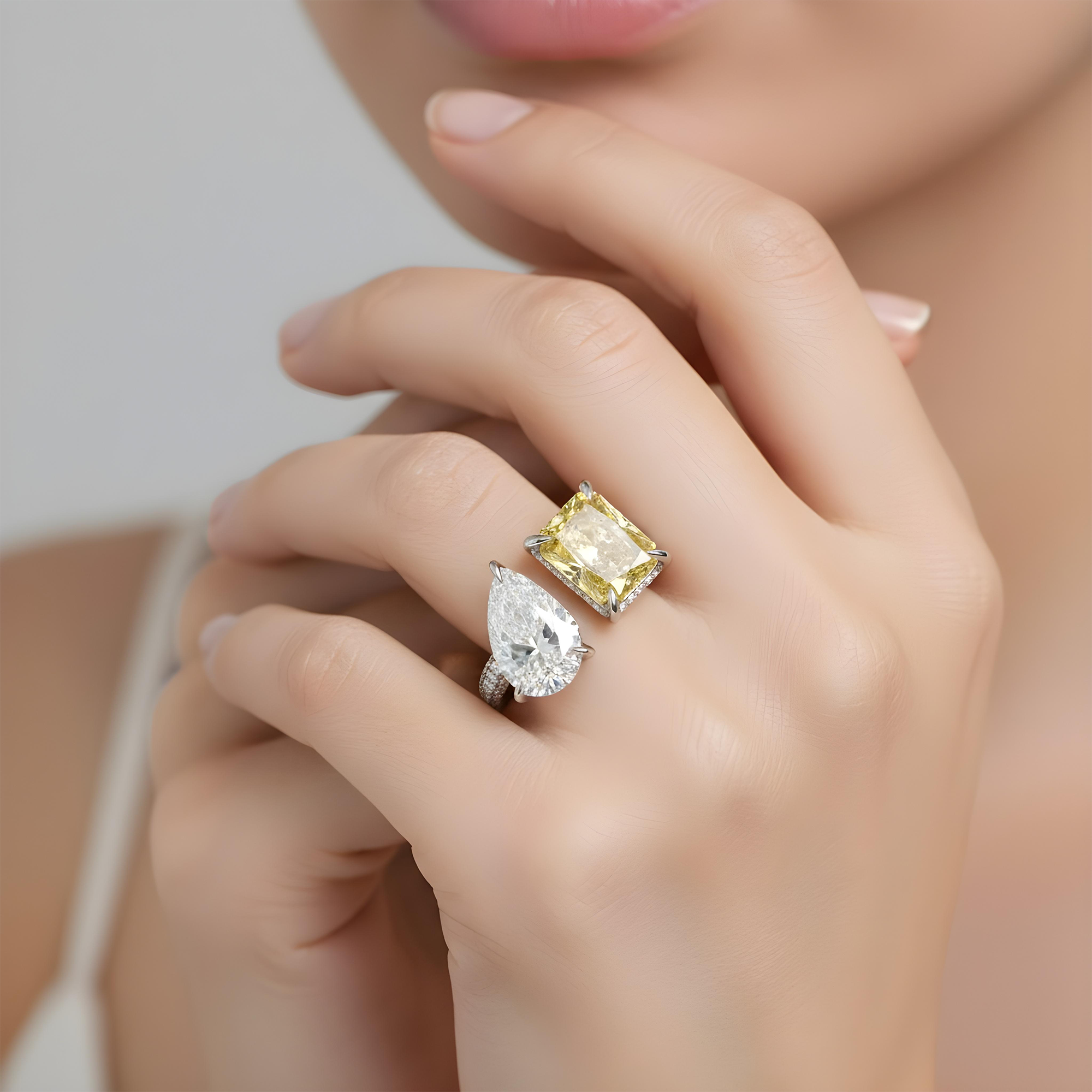 18K Yellow Gold Pear Cut & Fancy Yellow Radiant Cut Diamond Toi et Moi Ring 7.27ctw