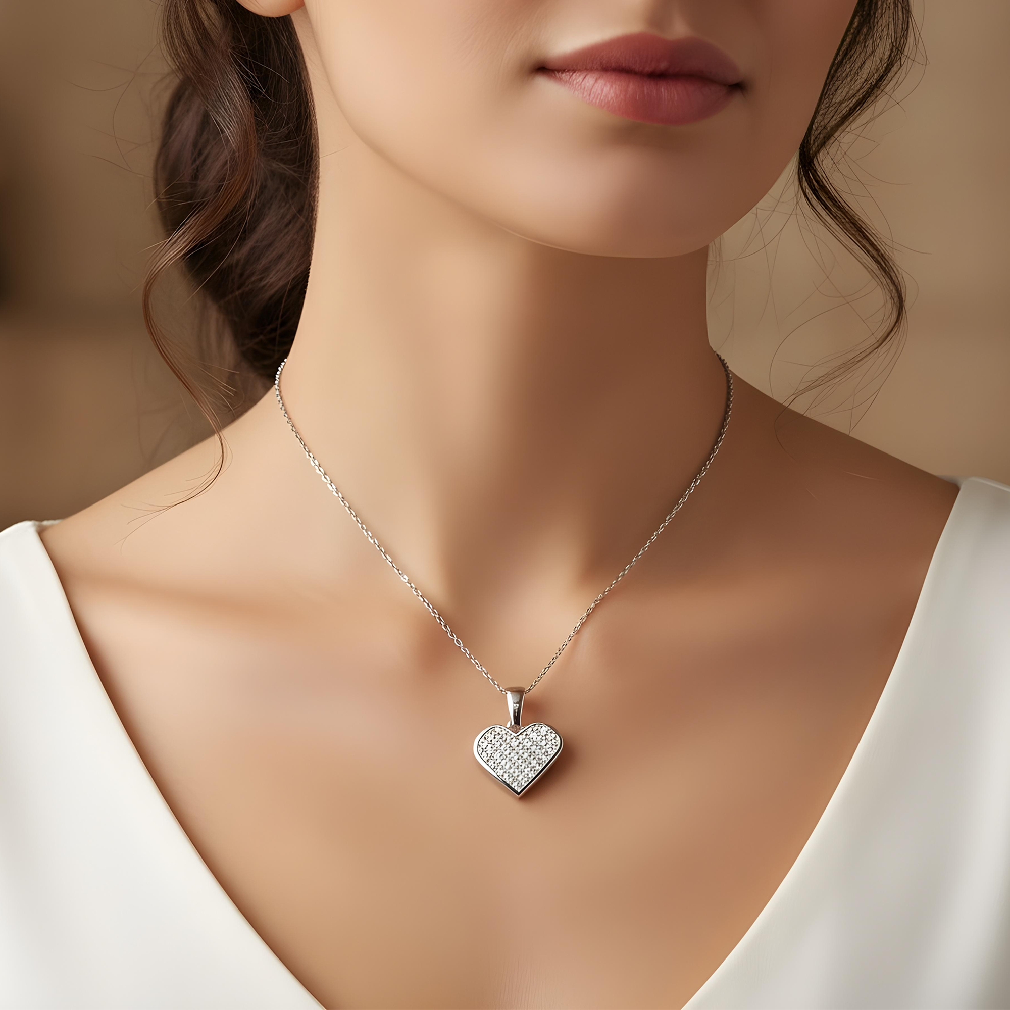 18K Yellow Gold Princess Cut Diamond Heart Necklace 2.95ct