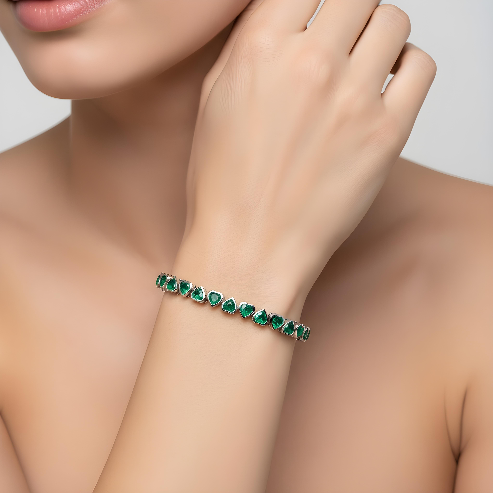 14K Yellow Gold Bezel Set Heart Emerald Bracelet 8.23ct