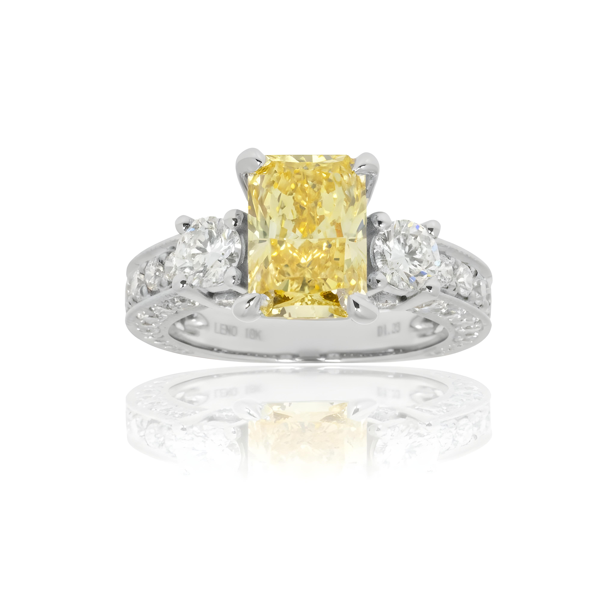 18K Yellow Gold 2ct Radiant Cut Fancy Vivid Yellow Diamond Ring 3.23ctw