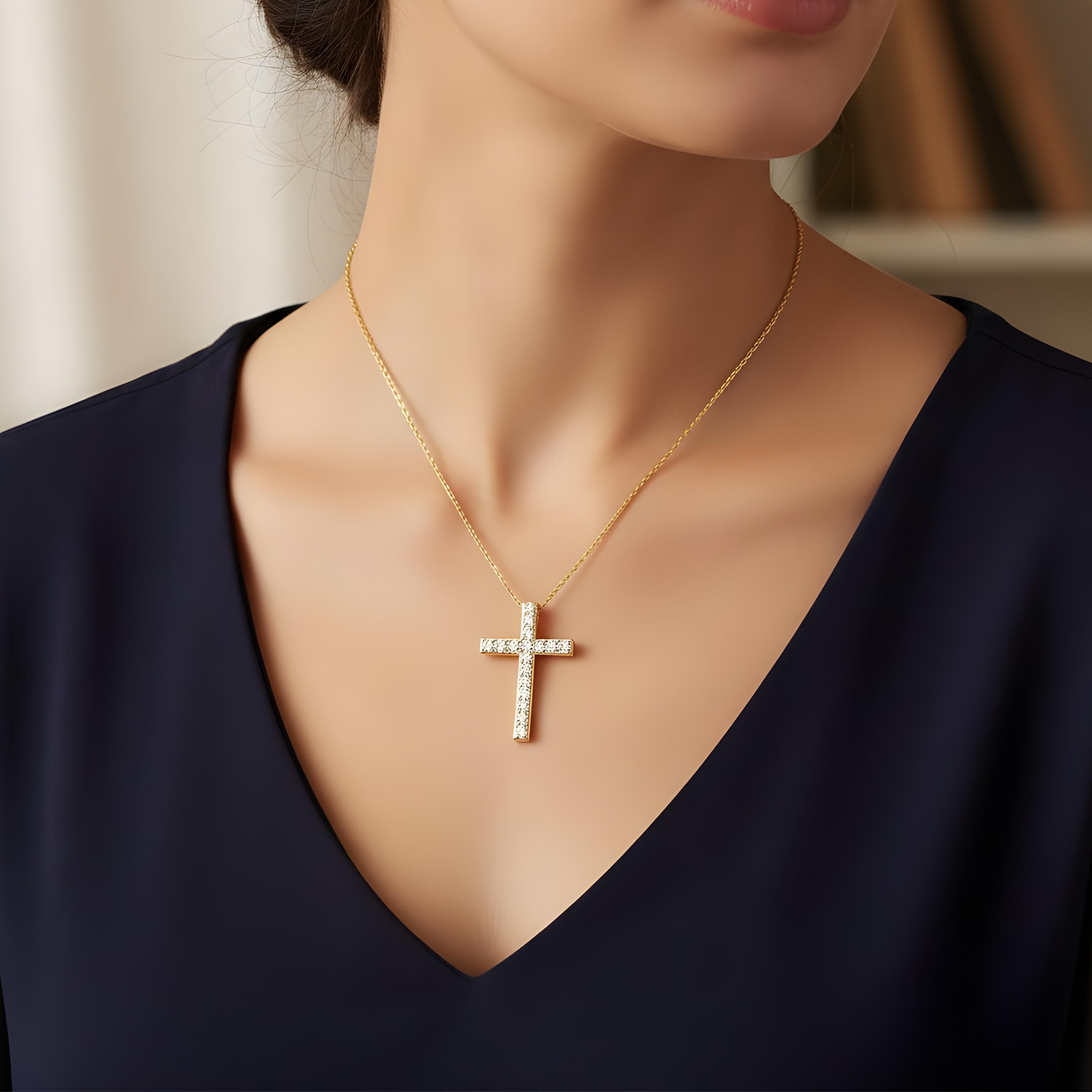 White Gold Roud Diamond Cross Pendant & Chain Necklace 2.48ct