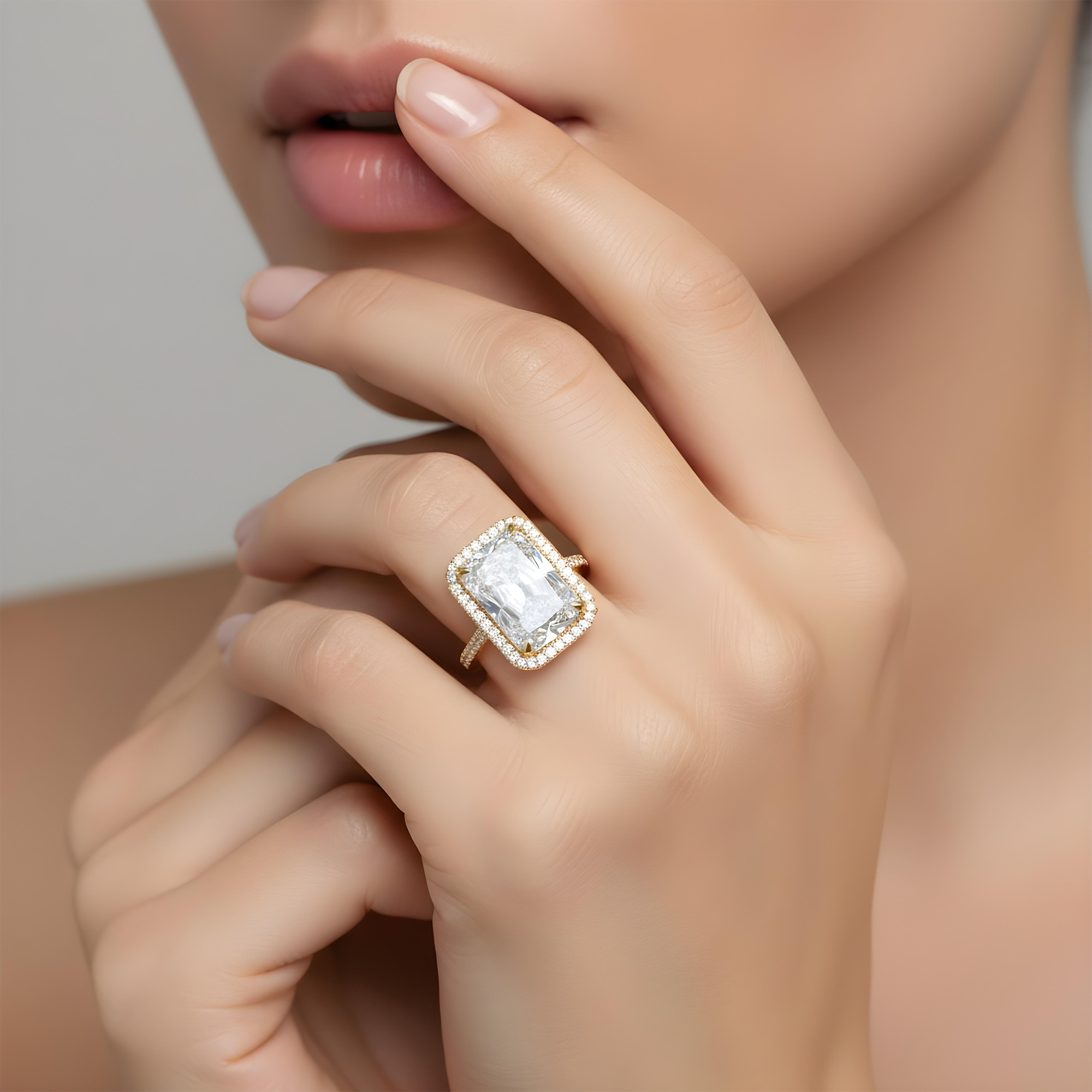 GIA Platinum 12.20ct Radiant Diamond Engagement Ring 13.20ctw