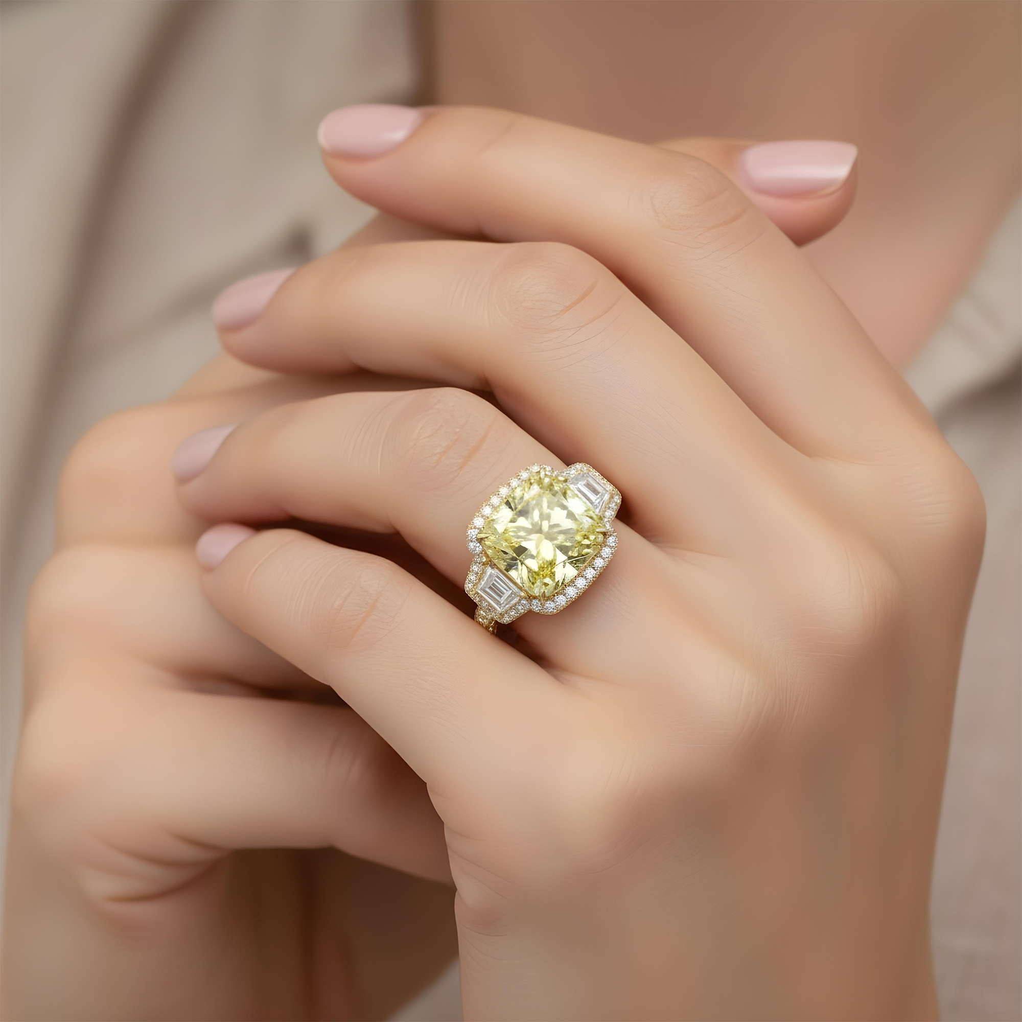 Platinum 12.45ct Cushion Cut Fancy Yellow Diamond Ring 15.44ctw