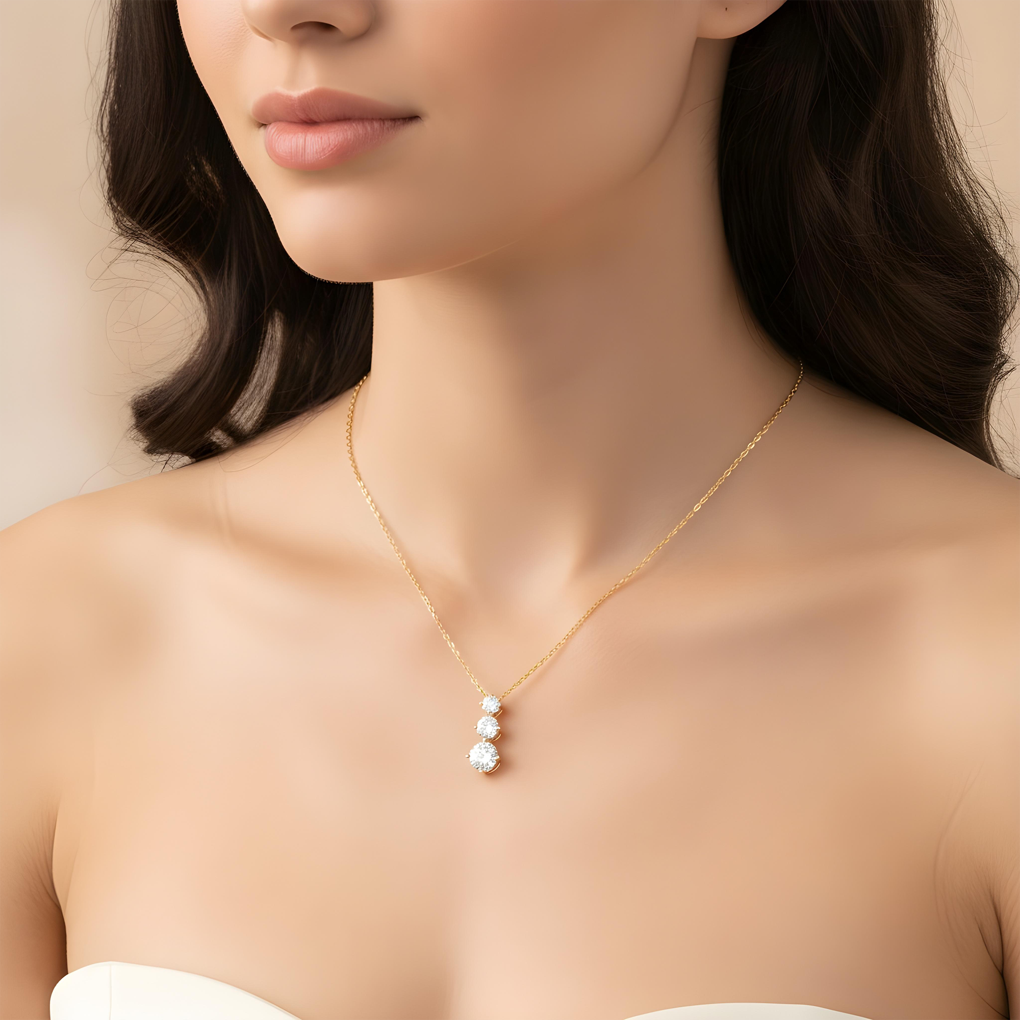 White Gold Round Diamond Drop Necklace 1.17ct