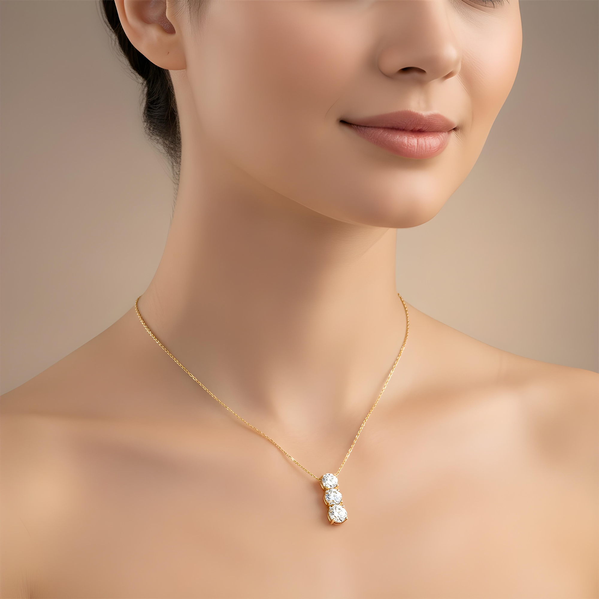 White Gold Round Diamond Drop Necklace 2.81ct