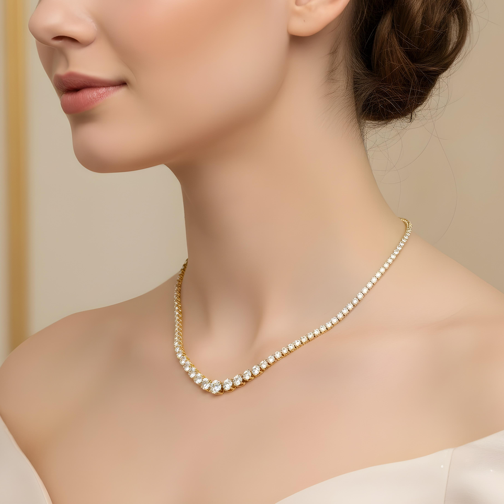 18K White Gold Graduated Round Diamond Tennis Chain 21.79ct