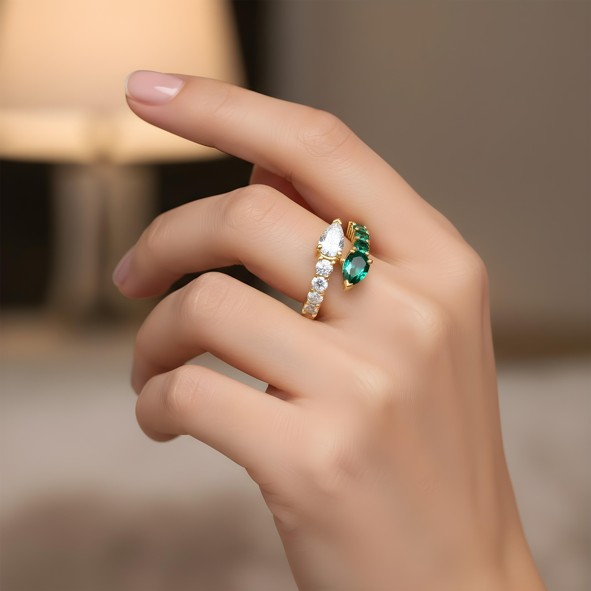 14K White Gold Emerald & Diamond Snake Wrap Ring 1.20ctw