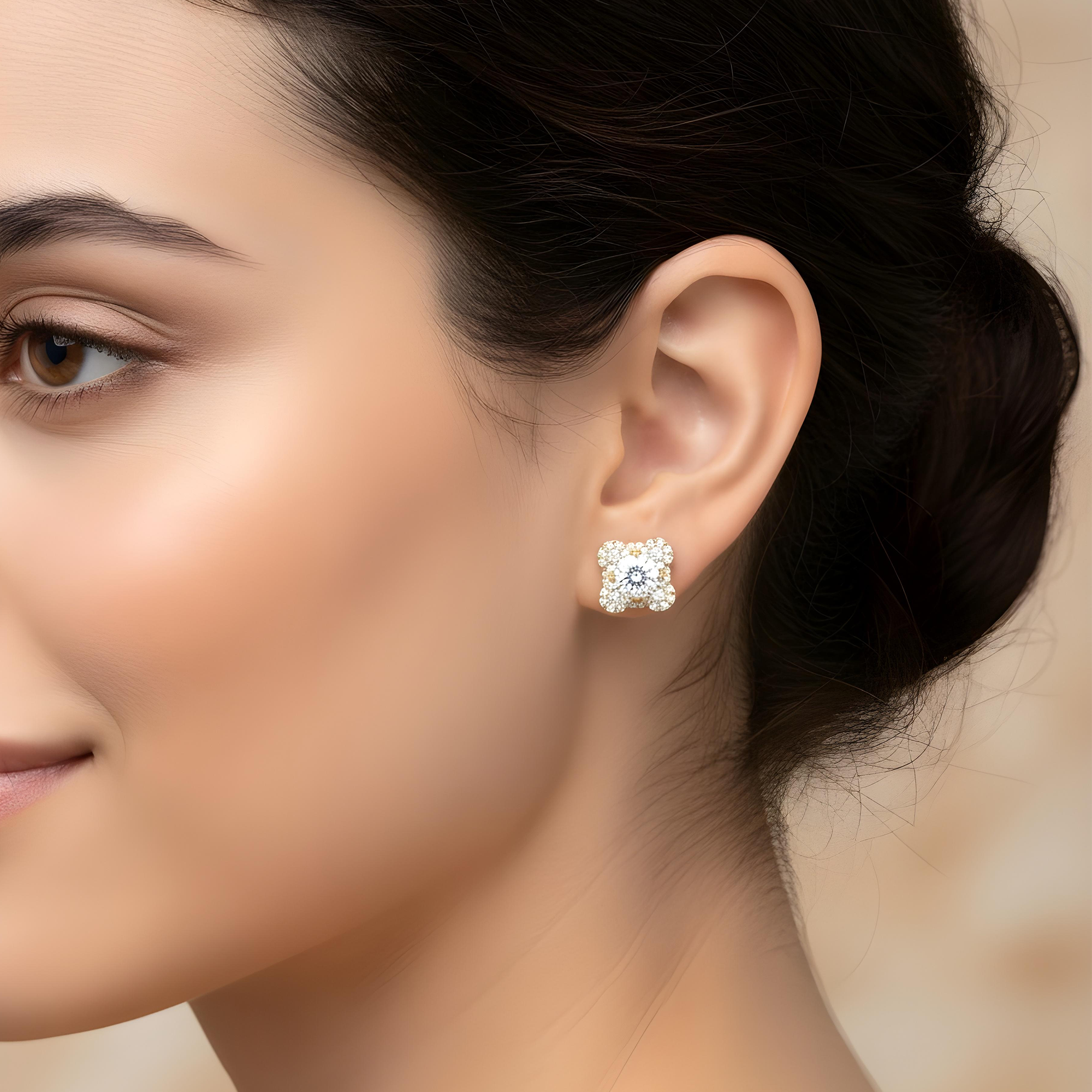 18K White Gold Round Diamond Clover Cluster Stud Earrings 1.29ctw