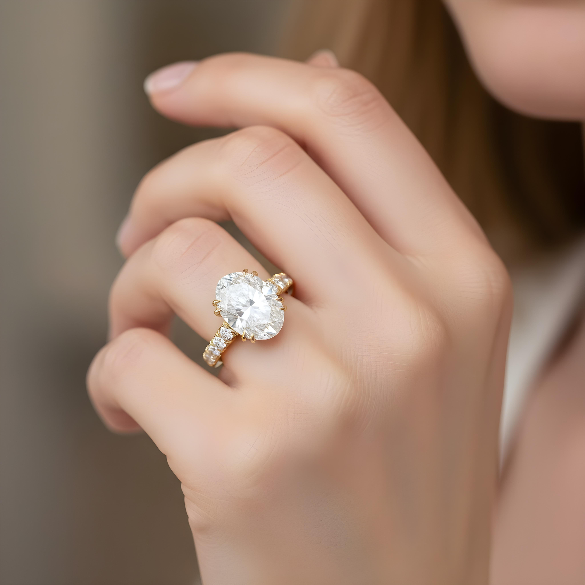 18K White Gold 10.36ct Oval Cut Diamond Engagement Ring 13.06ctw